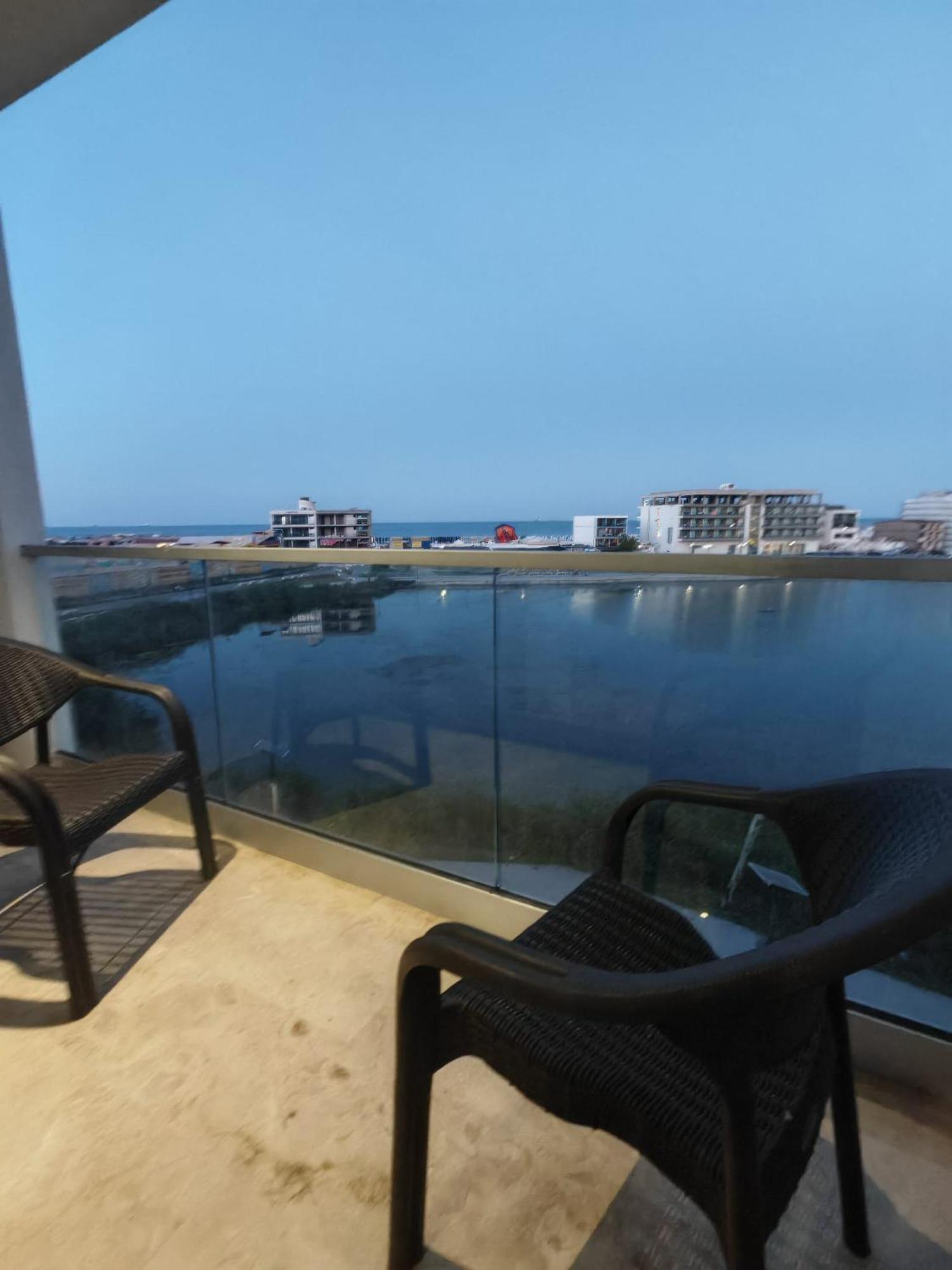 White Boutique Hotel- Eforie Nord Esterno foto