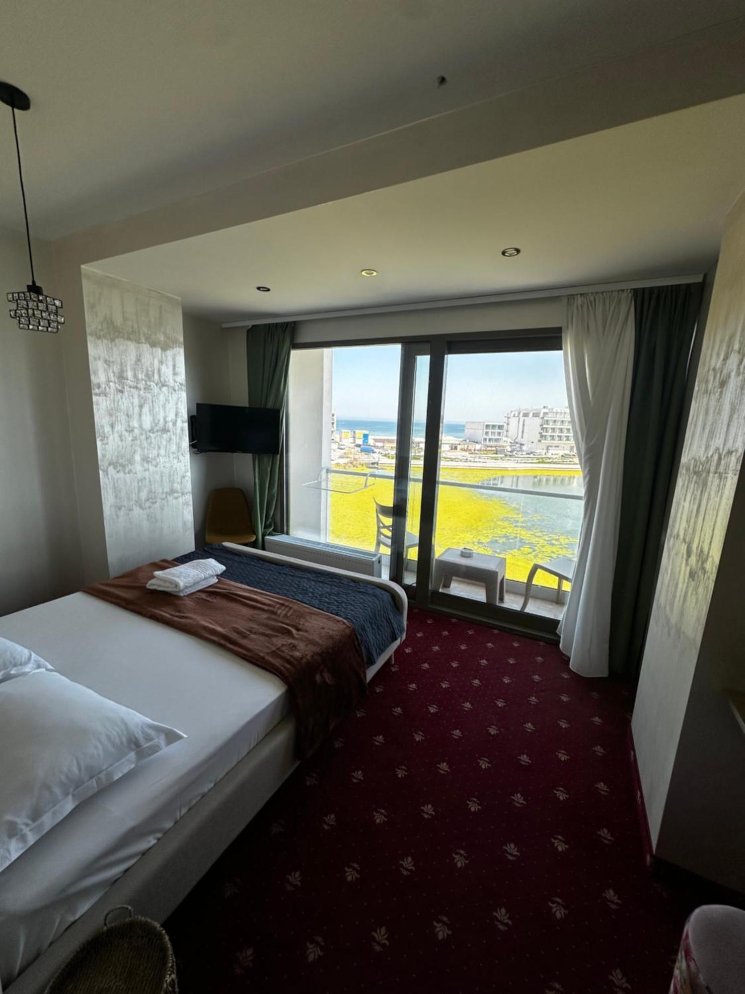 White Boutique Hotel- Eforie Nord Esterno foto